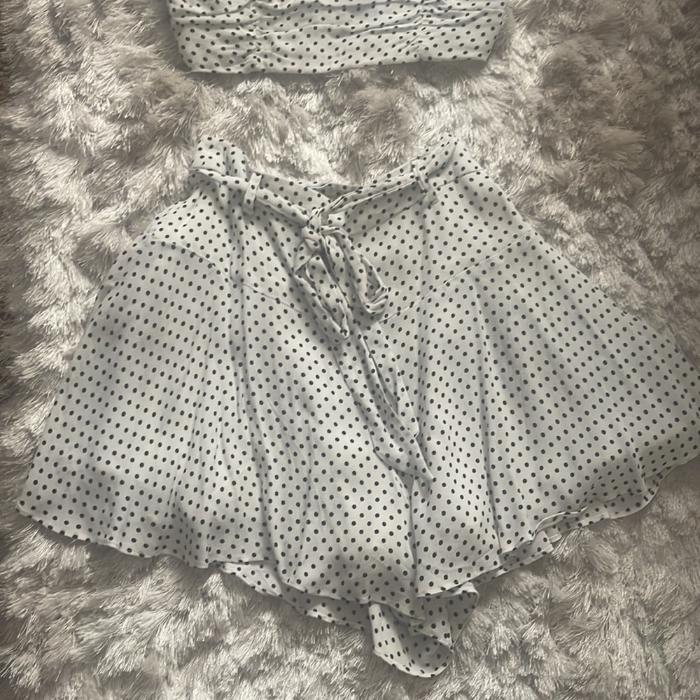 Privacy Please Polka dot crop top short set - Picture 9 of 11